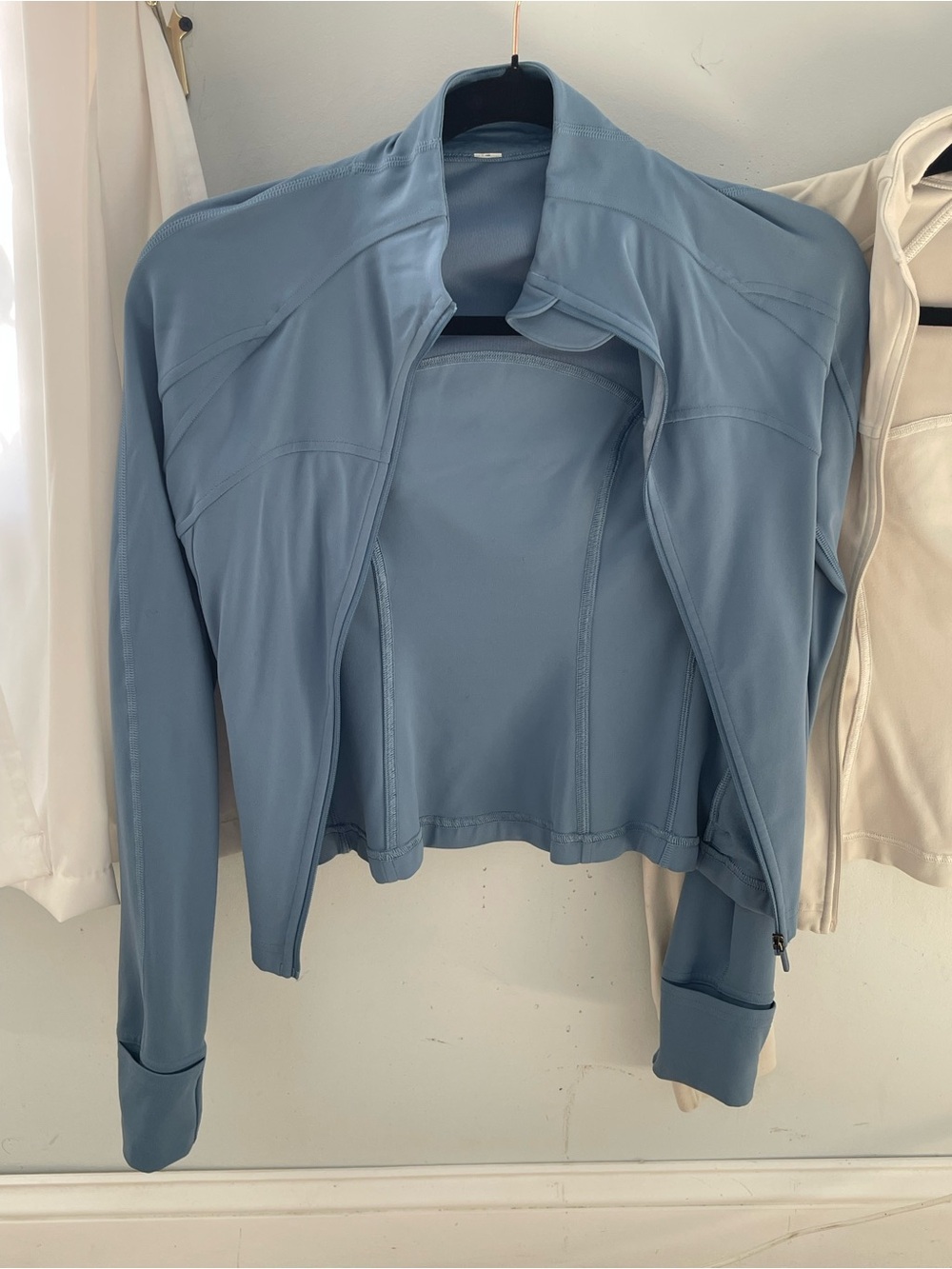 🐳 Lululemon sky blue define cropped jacket (2)